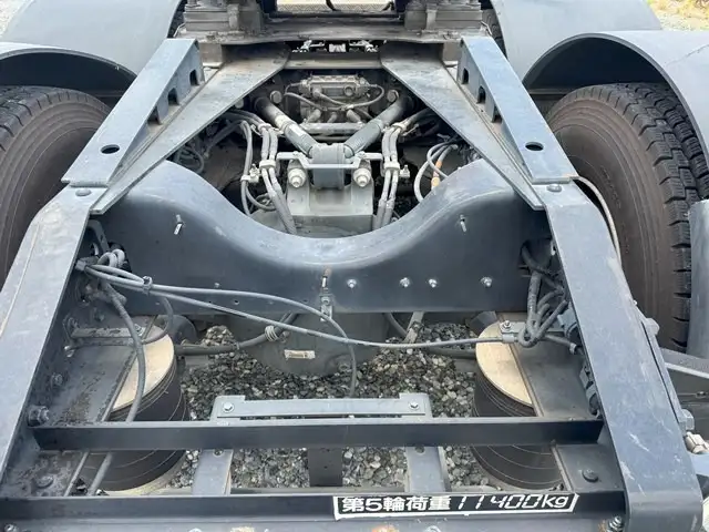 いすゞ ギガ 大型 トラクター ハイルーフ 2デフの中古トラック画像16