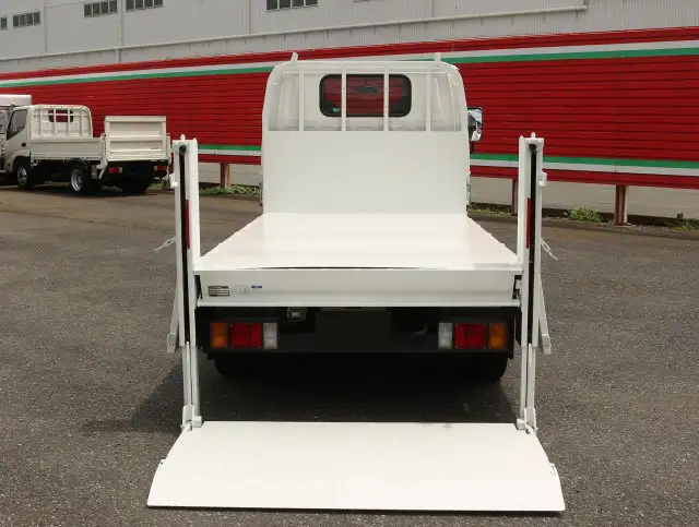 いすゞ エルフ 小型 平ボディ パワーゲート 床鉄板の中古トラック画像5