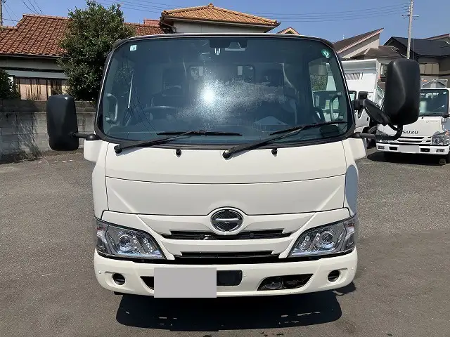 日野 デュトロ 小型 平ボディ 2RG-XZU605M H31/R1の中古トラック画像2