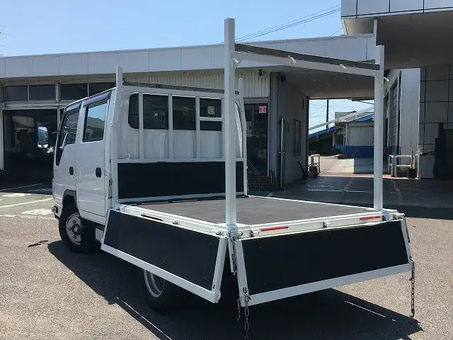 いすゞ エルフ 小型 平ボディ Wキャブ 2RG-NJR88Aの中古トラック画像9