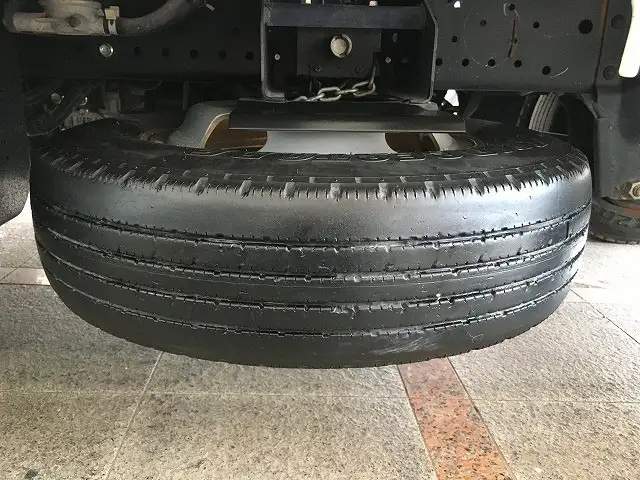 いすゞ エルフ 小型 平ボディ Wキャブ 2RG-NJR88Aの中古トラック画像16