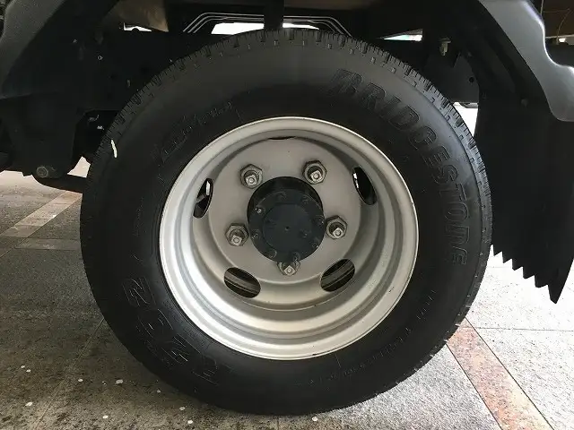 いすゞ エルフ 小型 平ボディ Wキャブ 2RG-NJR88Aの中古トラック画像20