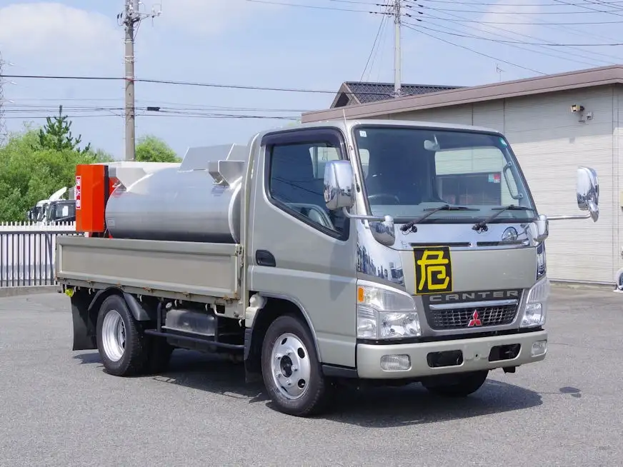 三菱 キャンター 小型 タンク車 ローリー PA-FG70DBの中古トラック画像2