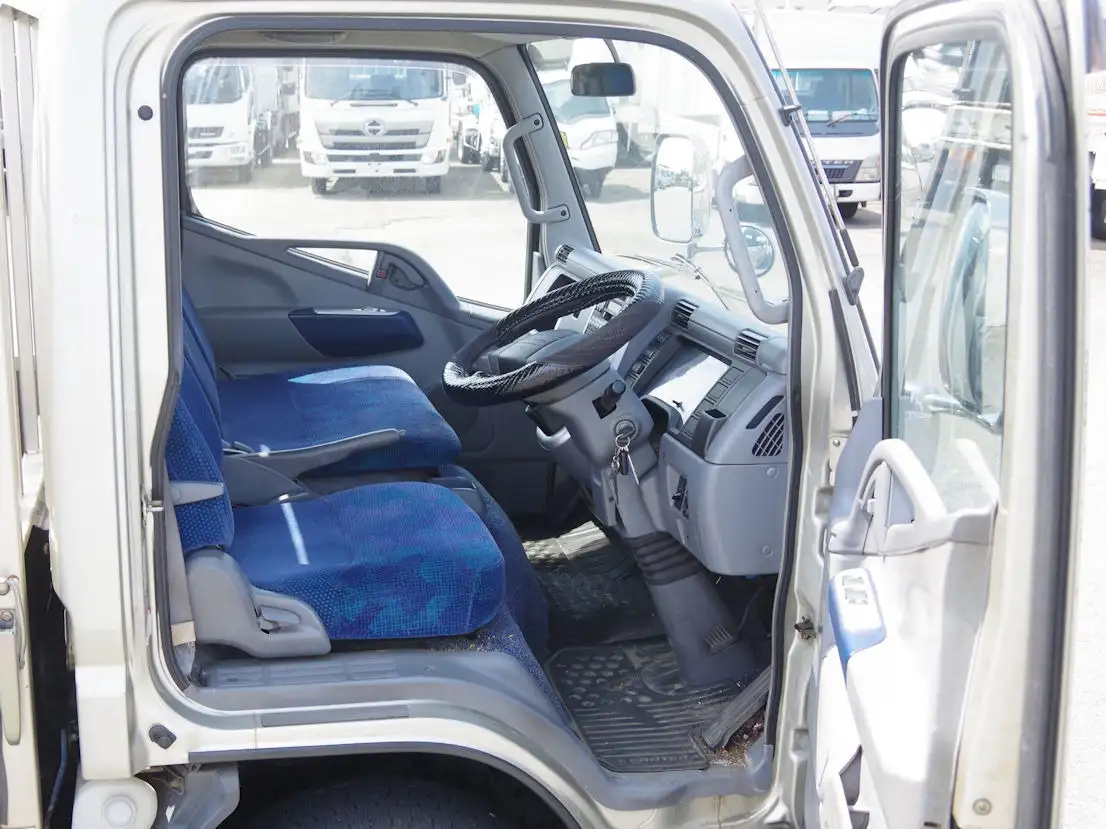 三菱 キャンター 小型 タンク車 ローリー PA-FG70DBの中古トラック画像14