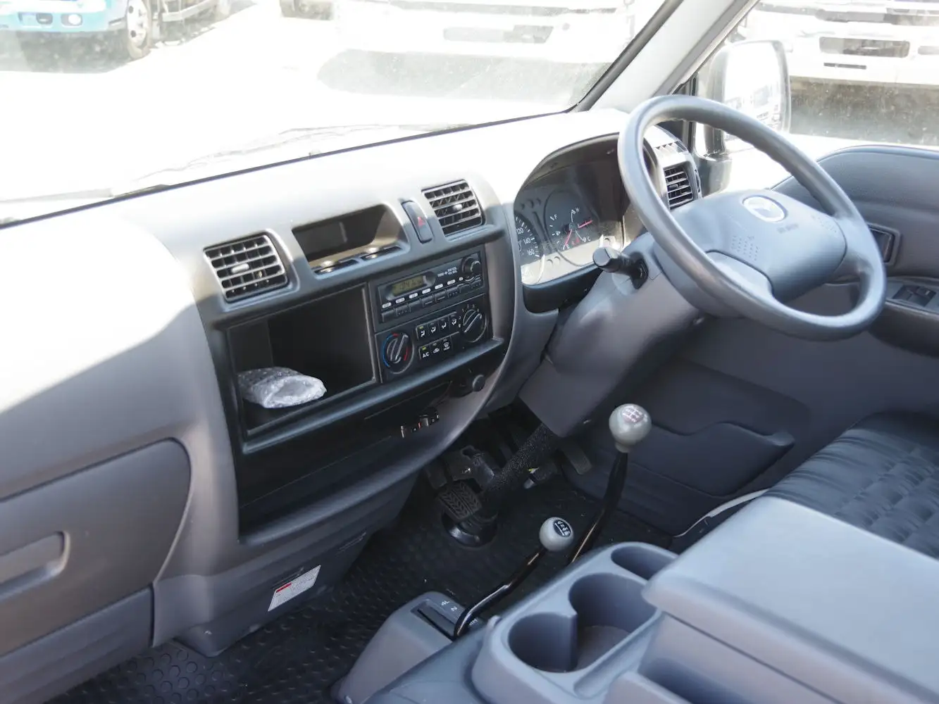 マツダ ボンゴ 小型 タンク車 ローリー DBF-SLP2Lの中古トラック画像15