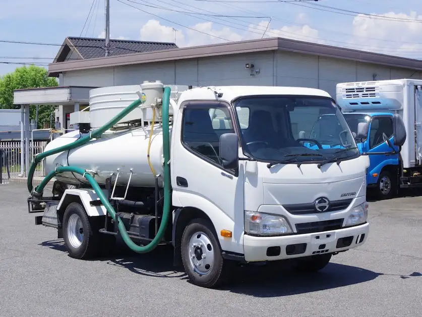 日野 デュトロ 小型 タンク車 バキューム TKG-XZU600Eの中古トラック画像2