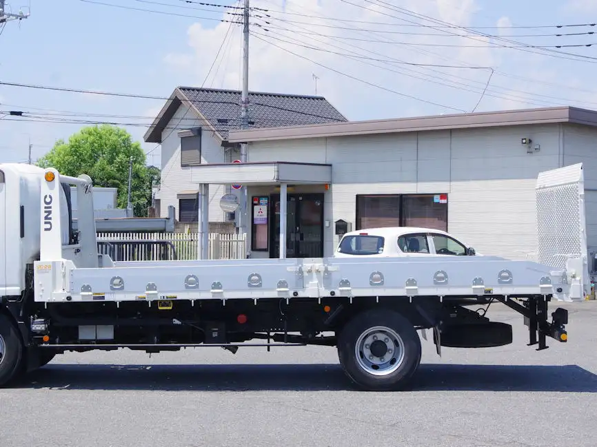 いすゞ エルフ 小型 車両重機運搬 ラジコン ウインチの中古トラック画像5