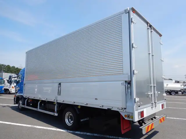 日野 レンジャー 中型/増トン ウイング エアサス ベッドの中古トラック画像5