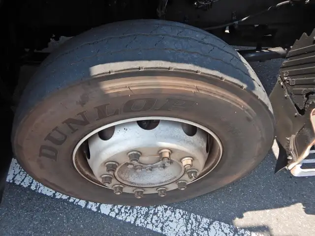 日産UD クオン 大型 ダンプ 土砂禁 ステンレス張りの中古トラック画像20