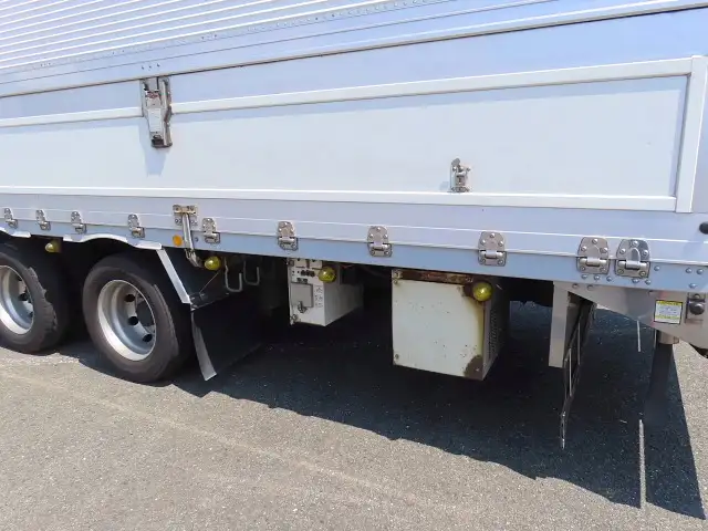 いすゞ ギガ 大型 冷凍冷蔵 冷凍ウイング 低温の中古トラック画像11