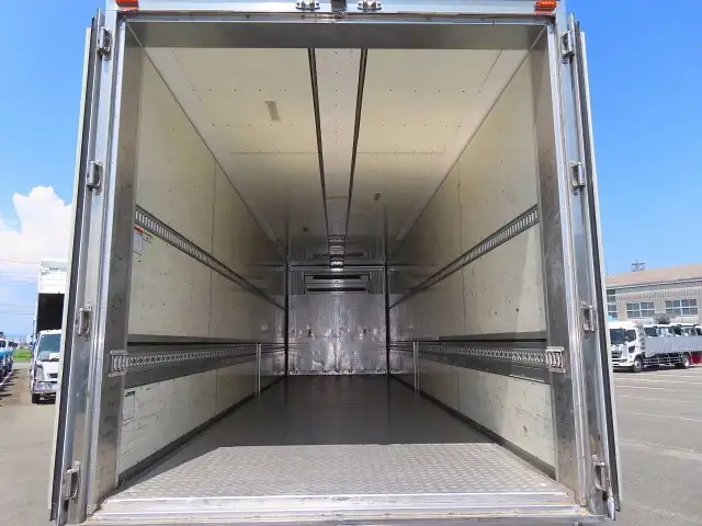 いすゞ ギガ 大型 冷凍冷蔵 冷凍ウイング 低温の中古トラック画像8