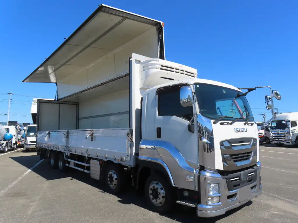 いすゞ ギガ 大型 冷凍冷蔵 冷凍ウイング 低温の中古トラック画像3