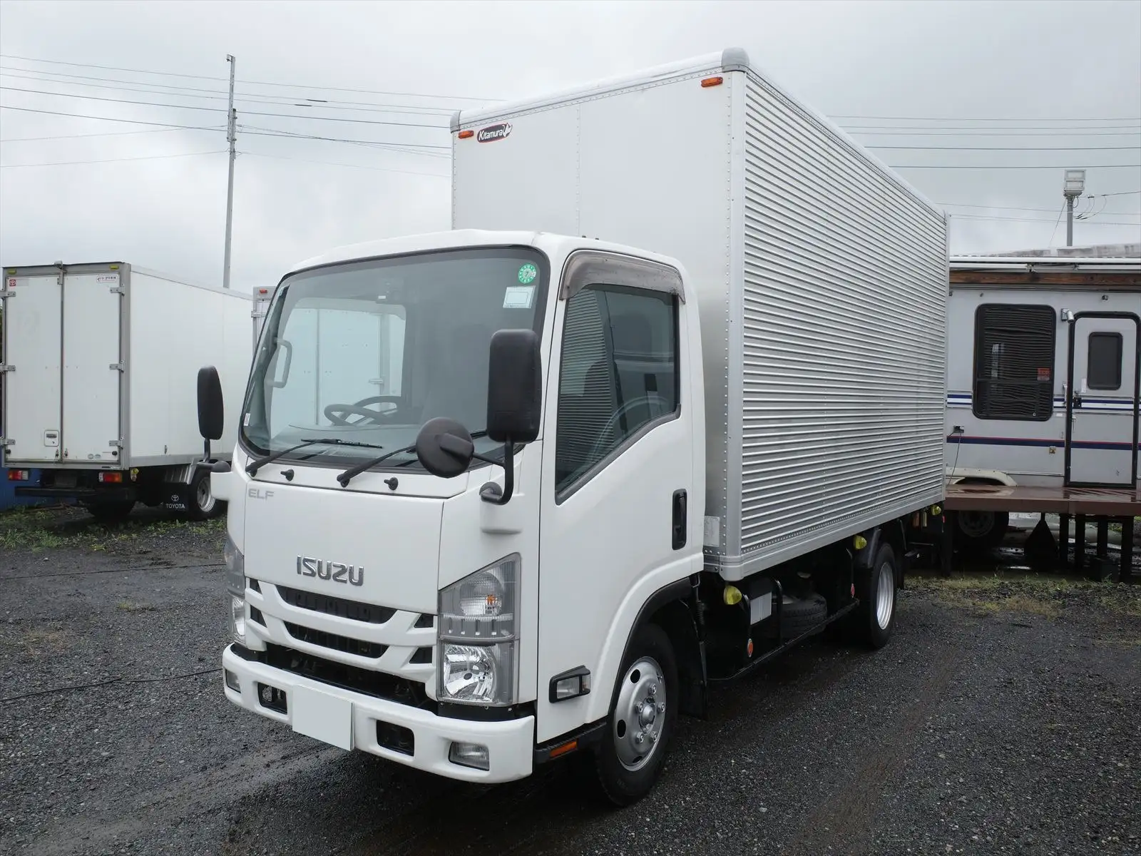 いすゞ エルフ 小型 アルミバン パワーゲート 2RG-NLR88AN の中古トラック【車両No.194295】