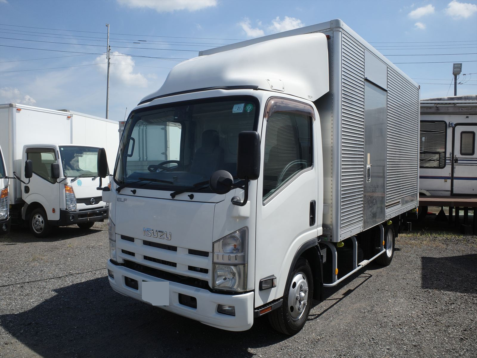 いすゞ エルフ 小型 アルミバン パワーゲート 2RG-NPR88AN の中古トラック【車両No.194527】