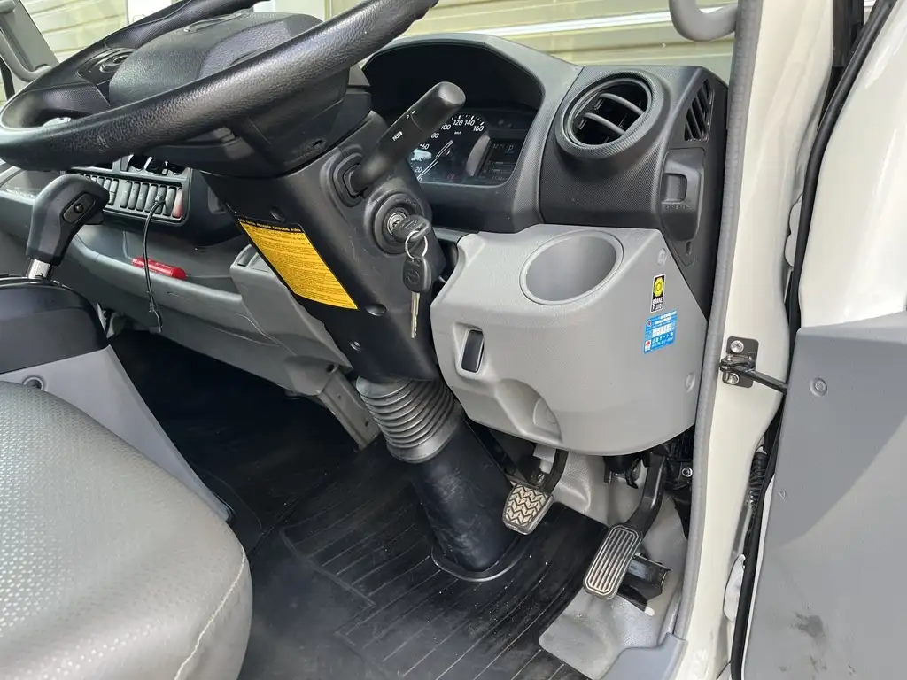 日野 デュトロ 小型 平ボディ 床鉄板 2RG-XZC710Mの中古トラック画像13