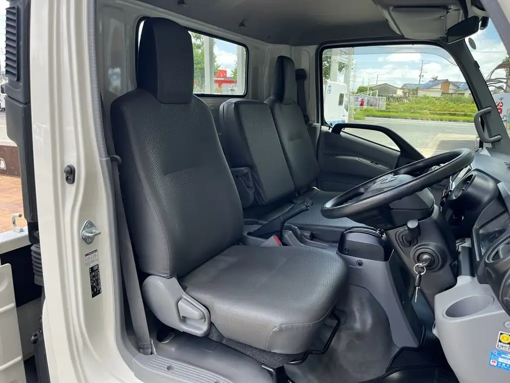 日野 デュトロ 小型 平ボディ 床鉄板 2RG-XZC710Mの中古トラック画像11