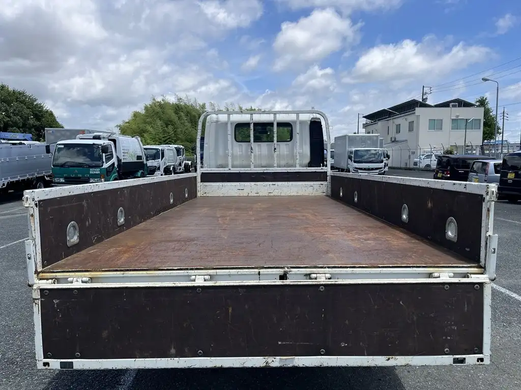 日野 デュトロ 小型 平ボディ 床鉄板 2RG-XZC710Mの中古トラック画像5
