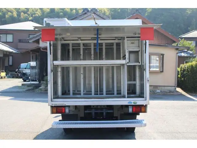 いすゞ エルフ 小型 アルミバン ボトルカー サイドドアの中古トラック画像5
