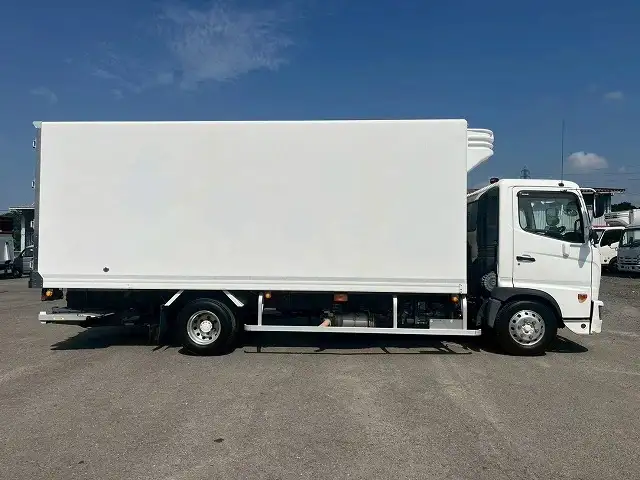 日野 レンジャー 中型/増トン 冷凍冷蔵 低温 パワーゲートの中古トラック画像3