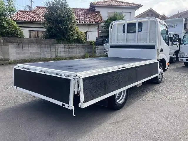 トヨタ ダイナ 小型 平ボディ 2RG-XZU605 R2の中古トラック画像6