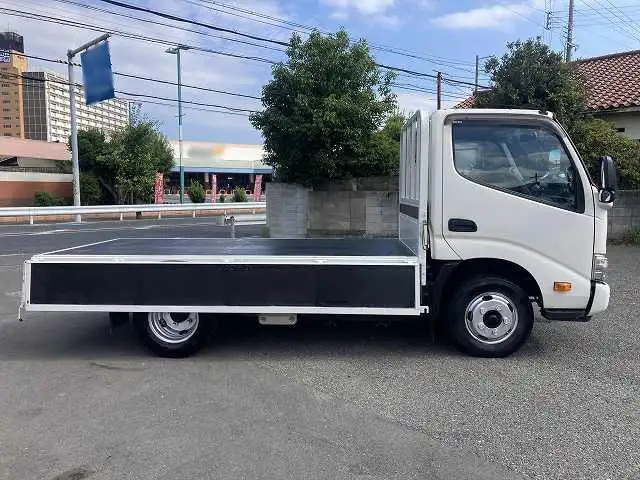 トヨタ ダイナ 小型 平ボディ 2RG-XZU605 R2の中古トラック画像5