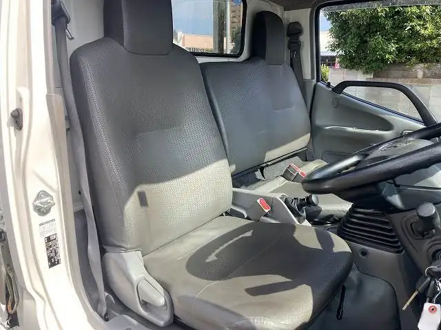 トヨタ ダイナ 小型 平ボディ 2RG-XZU605 R2の中古トラック画像11