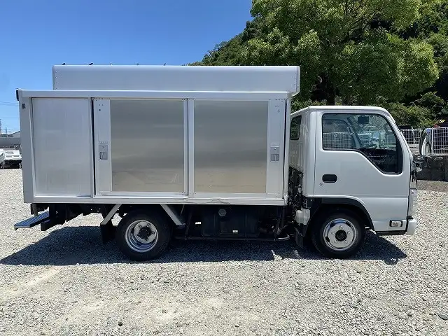 いすゞ エルフ 小型 アルミバン ボトルカー サイドドアの中古トラック画像3
