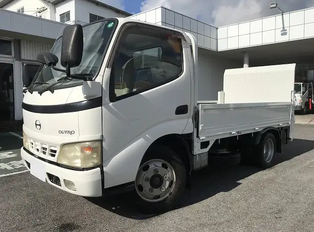 日野 デュトロ 小型 平ボディ パワーゲート PB-XZU306M の中古トラック【車両No.194474】