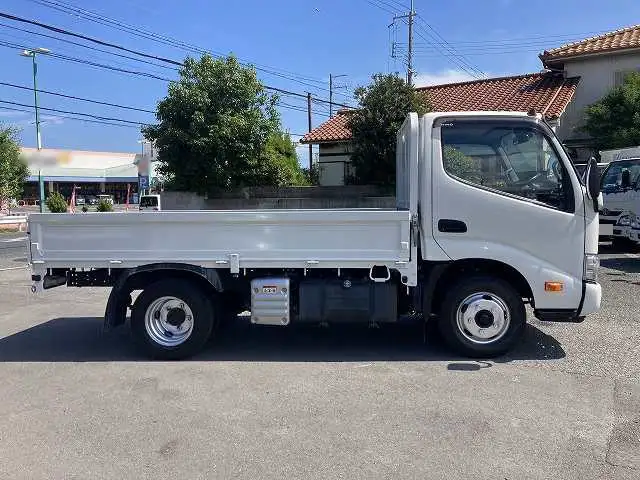 日野 デュトロ 小型 平ボディ 2RG-XZC605M H31/R1の中古トラック画像3