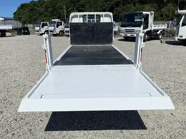 三菱 キャンター 小型 平ボディ パワーゲート TPG-FBA20の中古トラック画像9