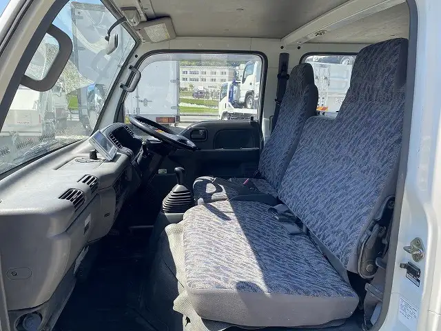いすゞ エルフ 小型 平ボディ Wキャブ KR-NHR69Eの中古トラック画像10