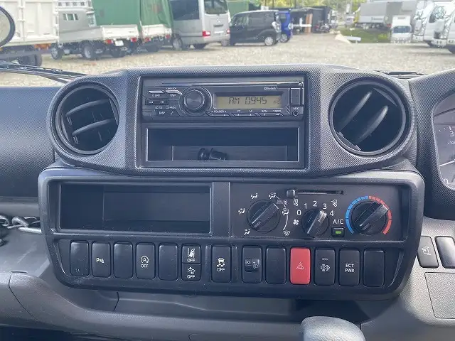 トヨタ ダイナ 小型 平ボディ 2RG-XZU605 R2の中古トラック画像13