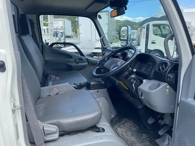 トヨタ ダイナ 小型 平ボディ 2RG-XZU605 R2の中古トラック画像10