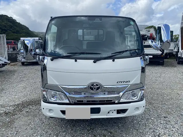 トヨタ ダイナ 小型 平ボディ 2RG-XZU605 R2の中古トラック画像2