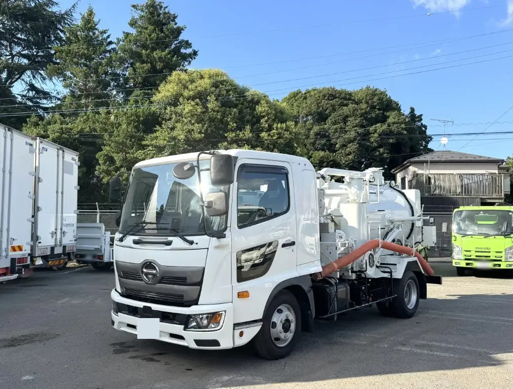 日野 レンジャー 中型/増トン タンク車 汚泥吸引車