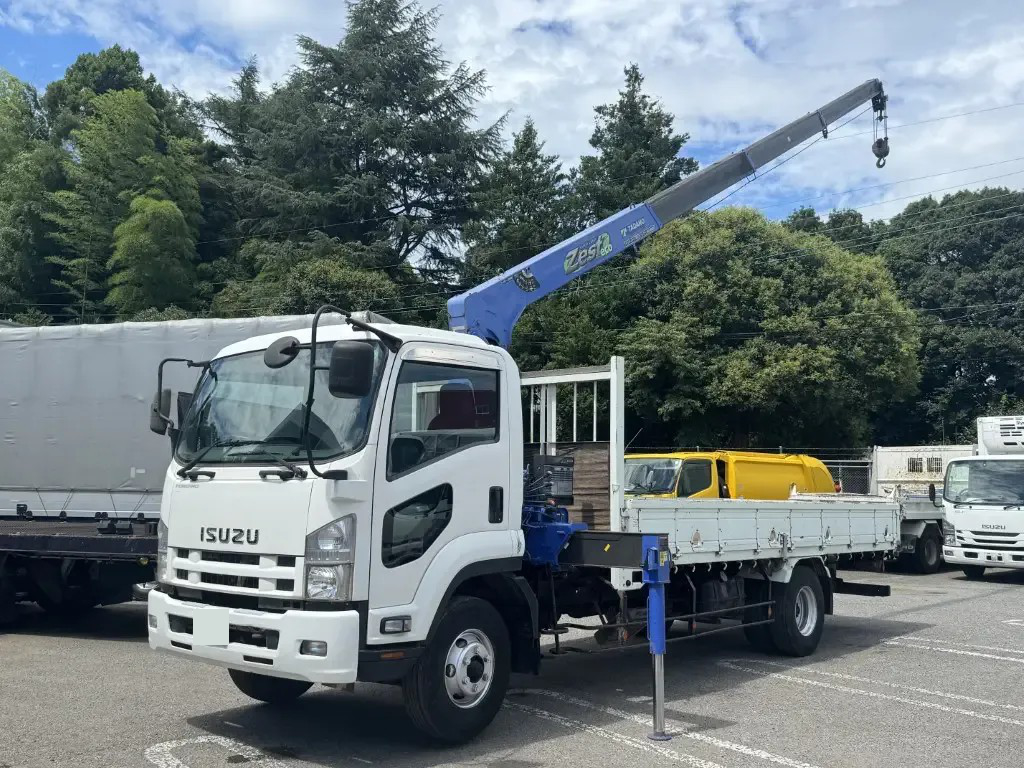 いすゞ フォワード 中型/増トン クレーン付 アルミブロック 4段 の中古トラック【車両No.129850】