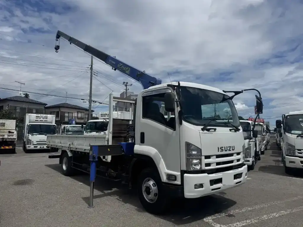 いすゞ フォワード 中型/増トン クレーン付 4段 ラジコンの中古トラック画像2