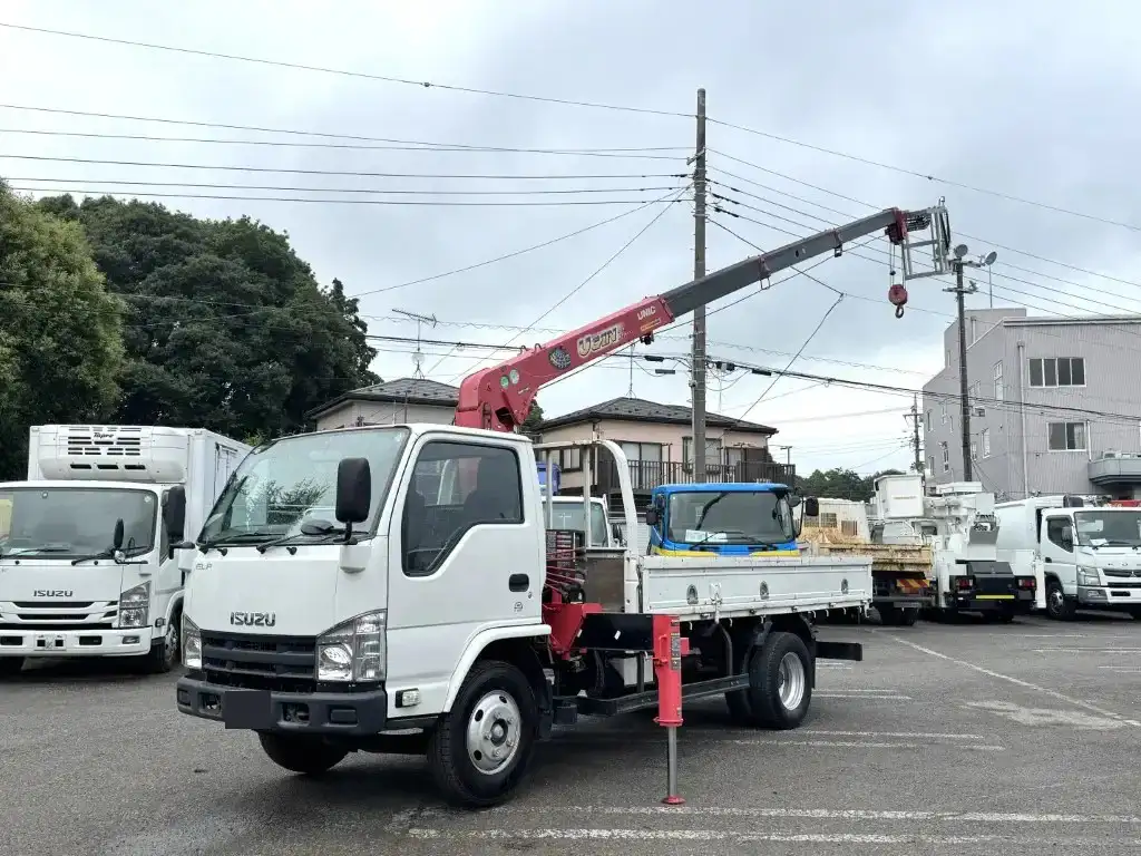 いすゞ エルフ 小型 クレーン付 床鉄板 4段の中古トラック画像1
