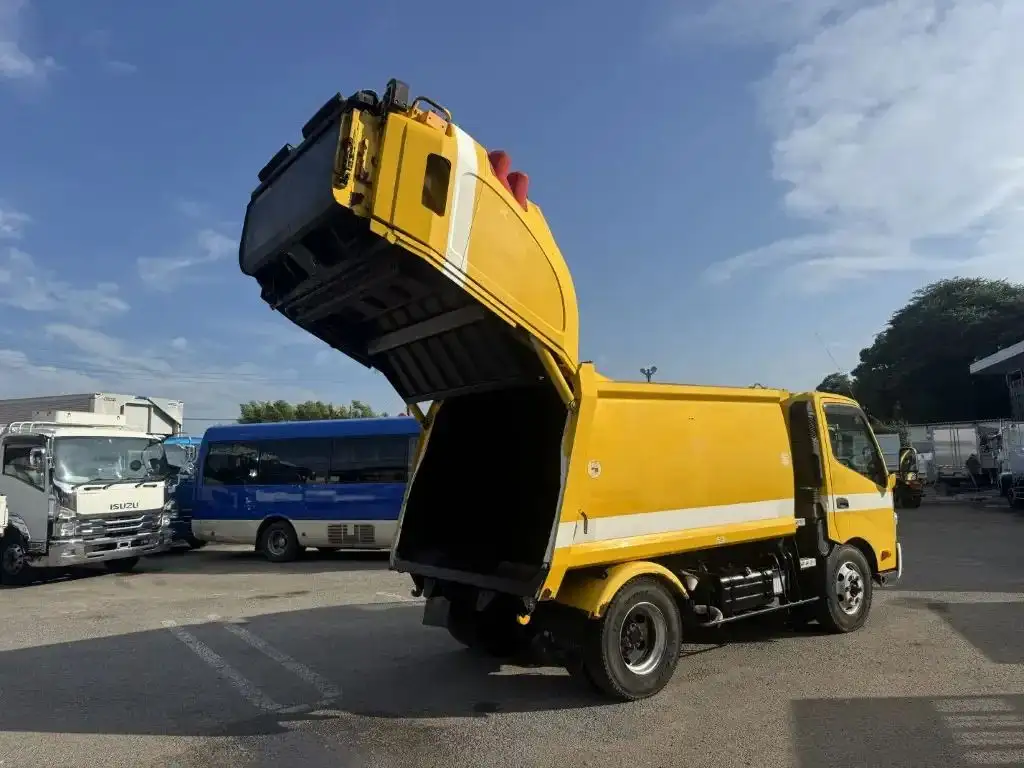 日野 デュトロ 小型 パッカー車 プレス式 SJG-XKU700Mの中古トラック画像6