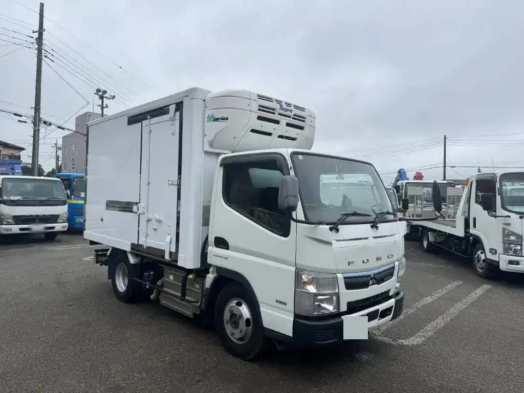 三菱 キャンター 小型 冷凍冷蔵 低温 床ステンの中古トラック画像2