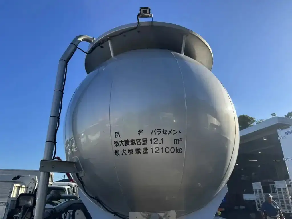 いすゞ ギガ 大型 タンク車 バルク QKG-CYM77AMの中古トラック画像6
