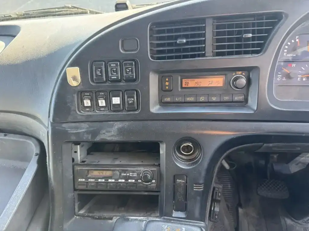 いすゞ ギガ 大型 タンク車 バルク QKG-CYM77AMの中古トラック画像14