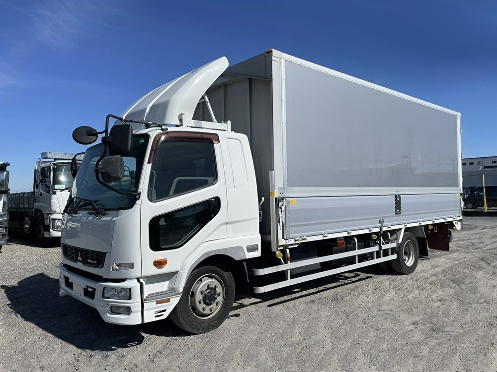 三菱 ファイター 中型/増トン ウイング ベッド 2KG-FK62F の中古トラック【車両No.130490】
