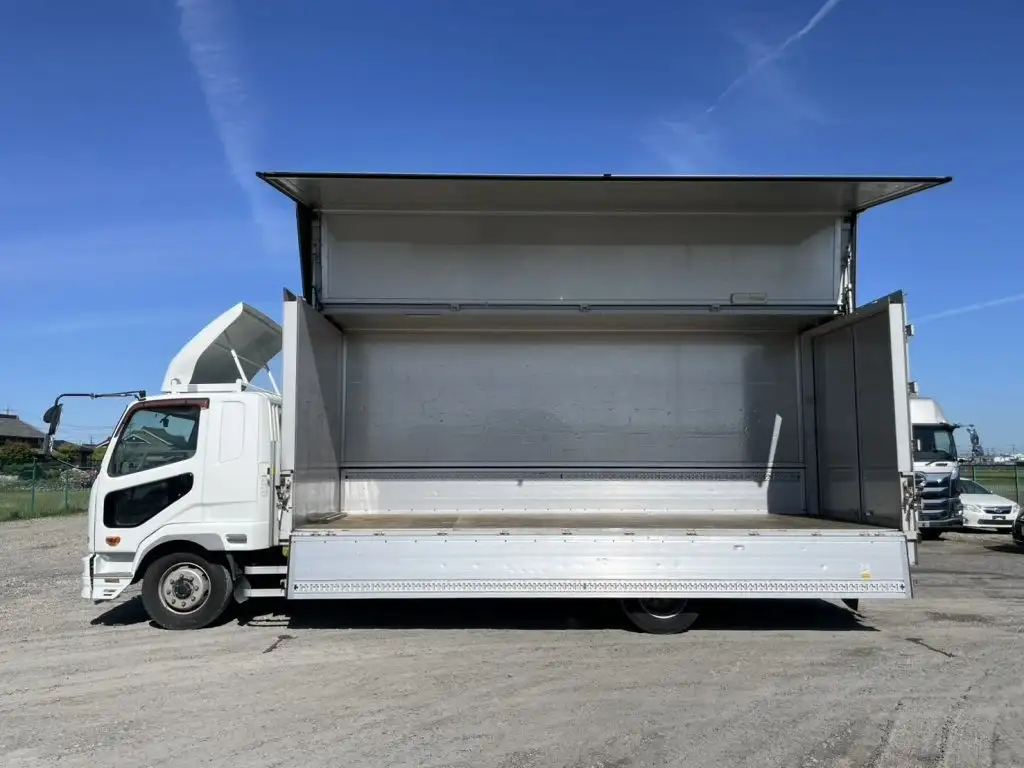 三菱 ファイター 中型/増トン ウイング エアサス ベッドの中古トラック画像6