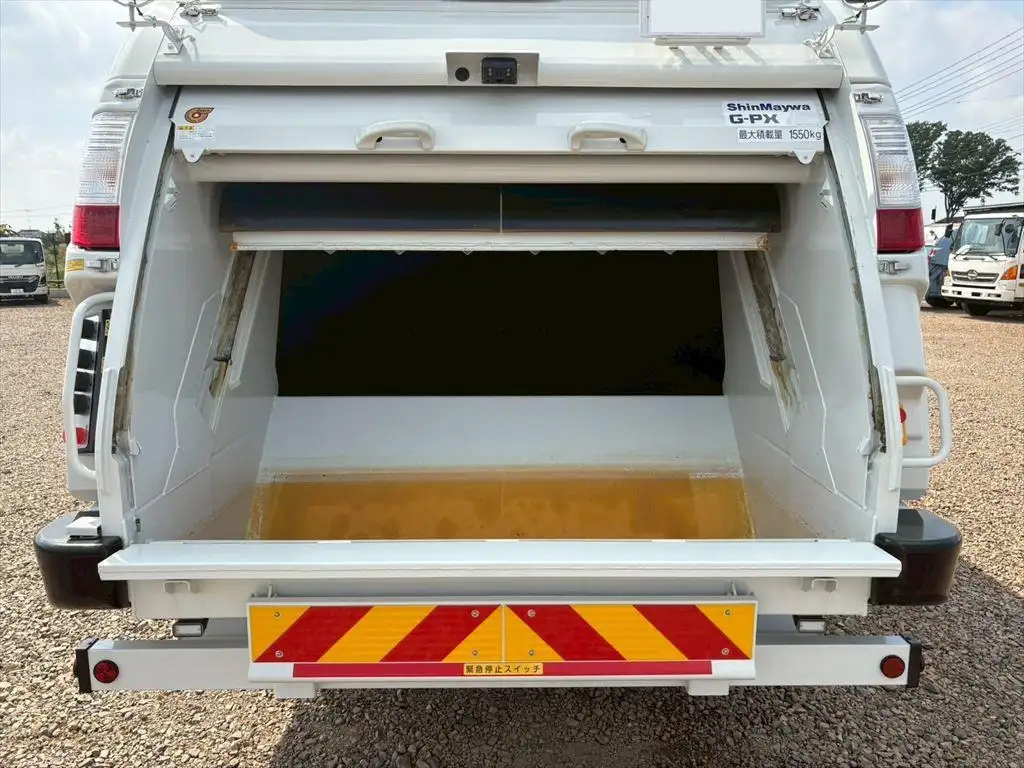 三菱 ファイター 中型/増トン パッカー車 プレス式 ベッドの中古トラック画像8