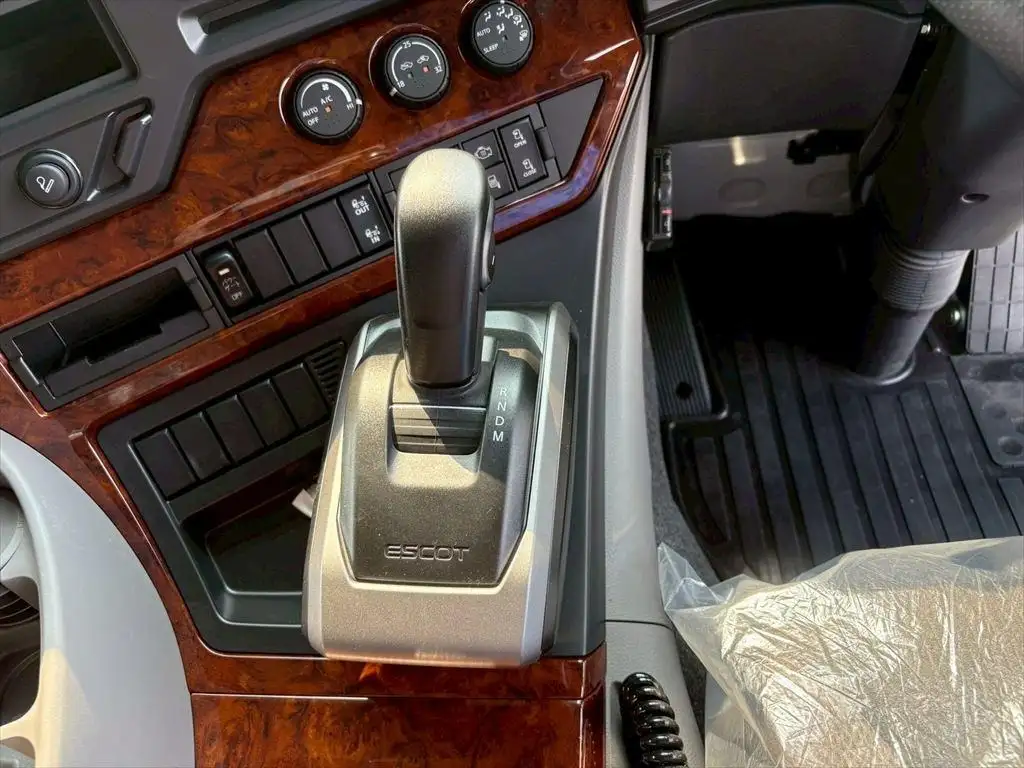 日産UD クオン 大型 ウイング パワーゲート ハイルーフの中古トラック画像13