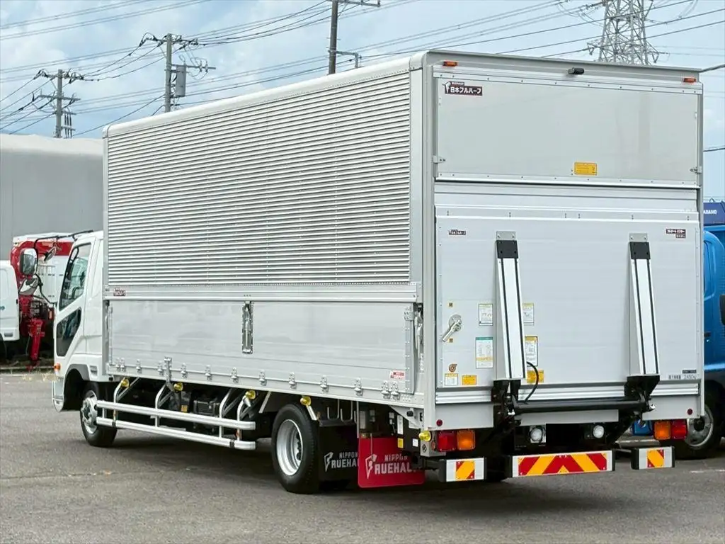 三菱 ファイター 中型/増トン ウイング パワーゲート エアサスの中古トラック画像4
