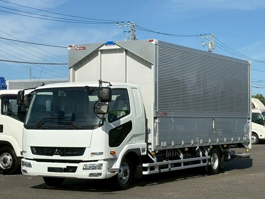 三菱 ファイター 中型/増トン ウイング パワーゲート エアサスの中古トラック画像1