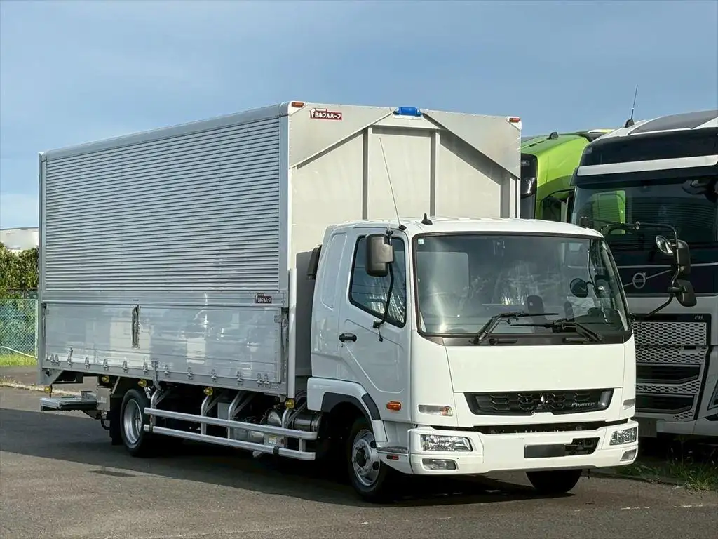 三菱 ファイター 中型/増トン ウイング パワーゲート エアサスの中古トラック画像2
