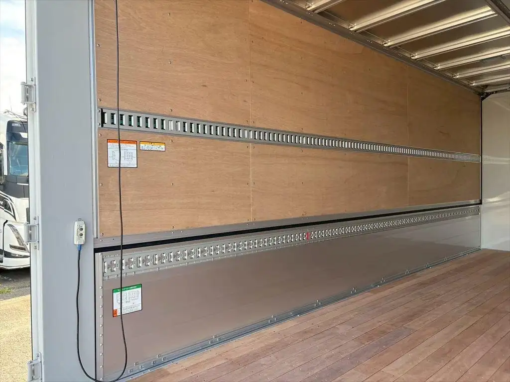 三菱 ファイター 中型/増トン ウイング パワーゲート エアサスの中古トラック画像9